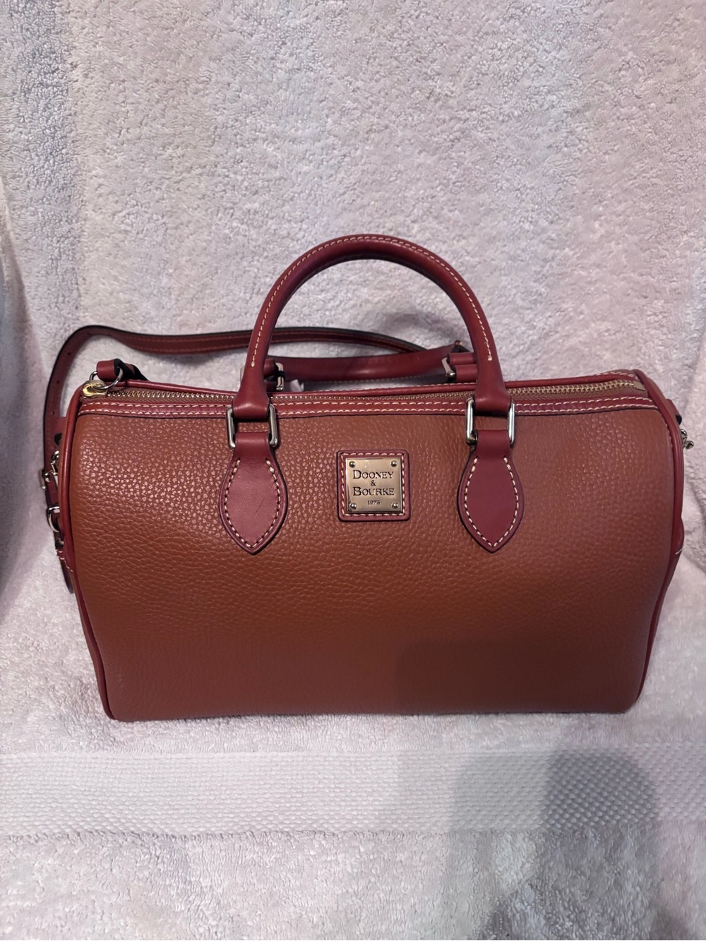 Dooney & Bourke Brown Pebbled Leather Side Pocket Satchel - brand new with tags - Picture 5 of 7